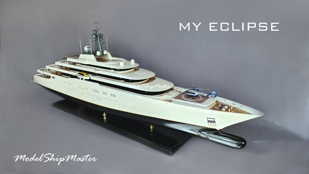 yacht eclipse