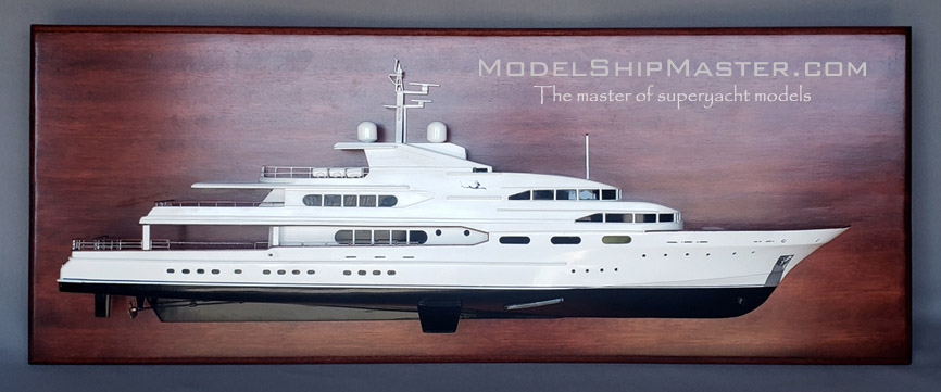 SD Model Makers: 28 Detailed Half Hull Model - Spencer 54 ft